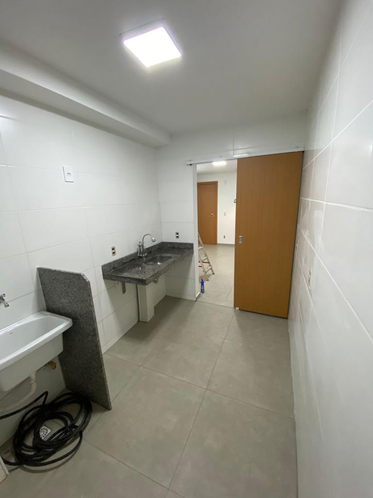 Apartamento à venda com 2 quartos, 68m² - Foto 6