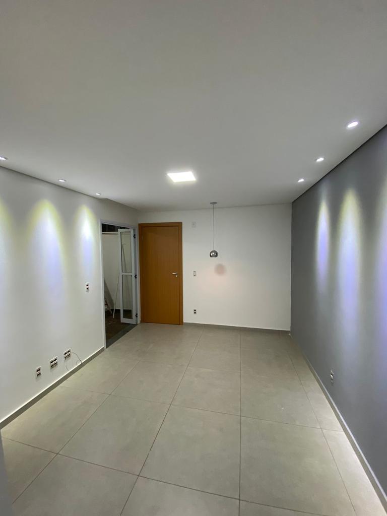 Apartamento à venda com 2 quartos, 68m² - Foto 1