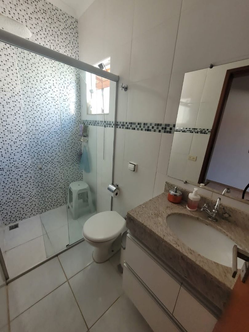 Casa à venda com 2 quartos, 100m² - Foto 14