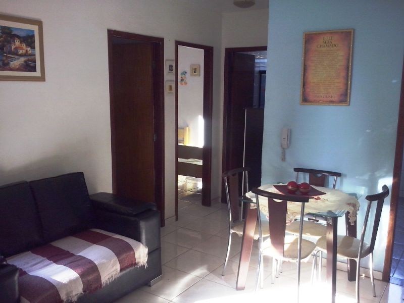 Apartamento à venda com 2 quartos, 47m² - Foto 2