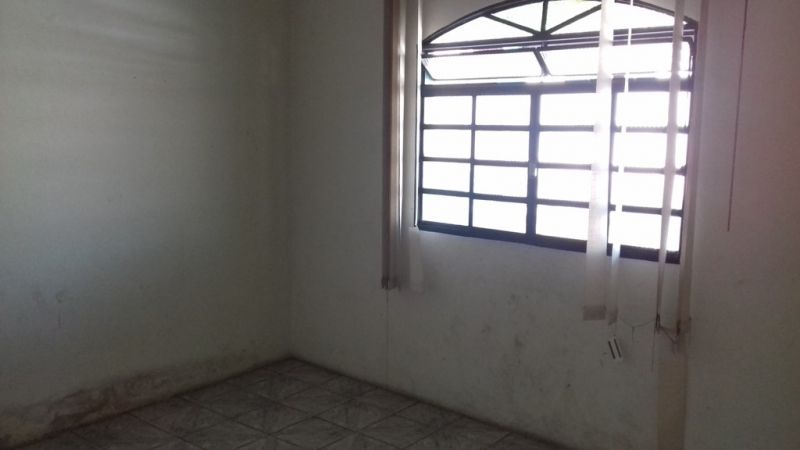 Casa à venda com 10 quartos, 202m² - Foto 15