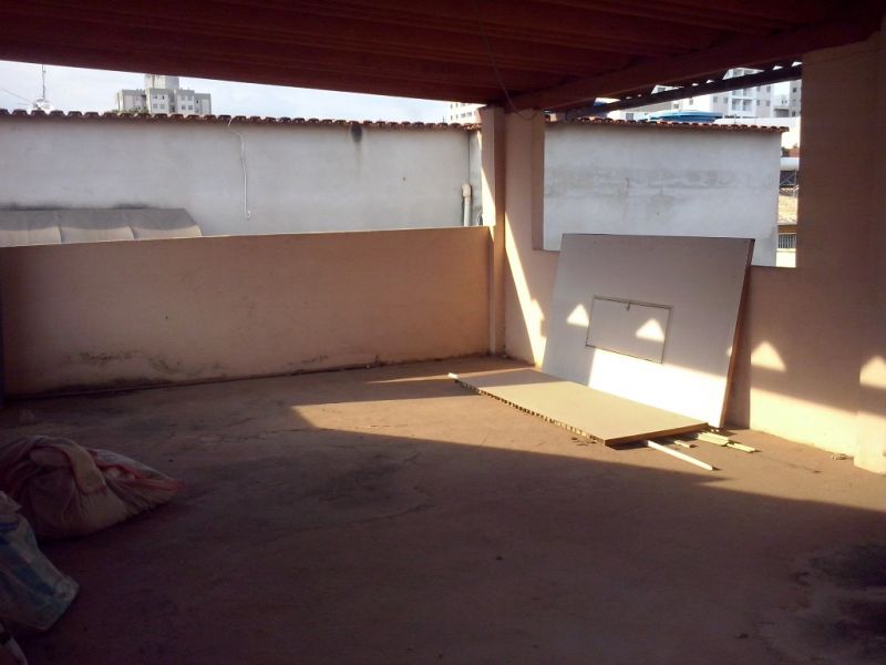 Casa à venda com 3 quartos, 108m² - Foto 13