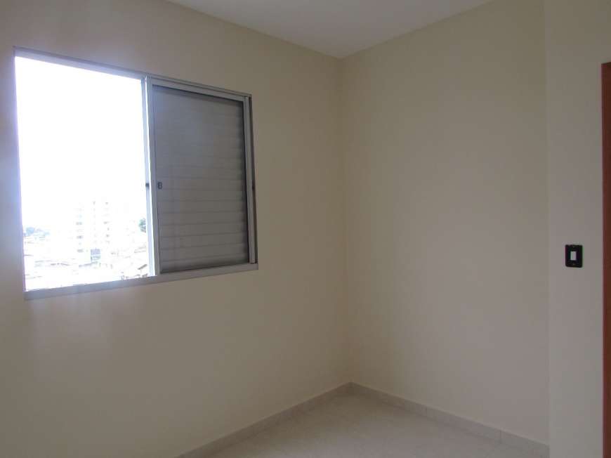 Apartamento à venda com 3 quartos, 75m² - Foto 18