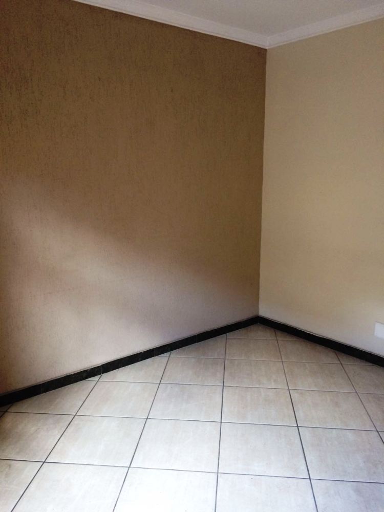 Apartamento à venda com 2 quartos, 48m² - Foto 4