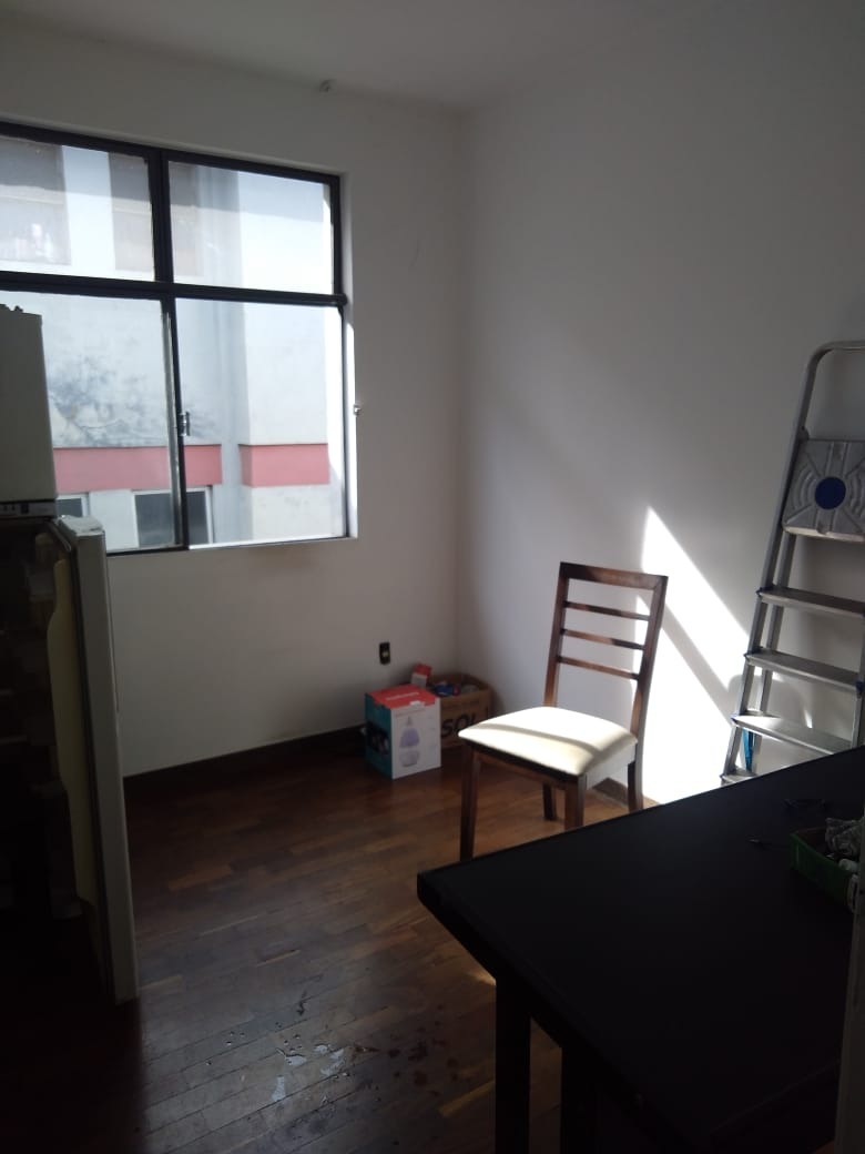 Apartamento à venda com 3 quartos, 95m² - Foto 11