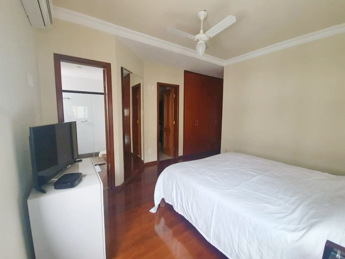 Apartamento à venda com 4 quartos, 164m² - Foto 13