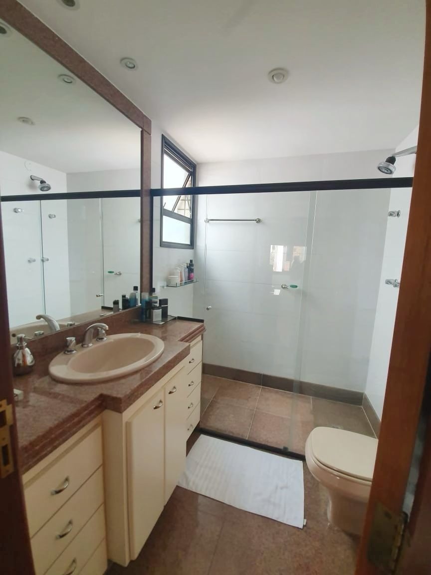 Apartamento à venda com 4 quartos, 164m² - Foto 19