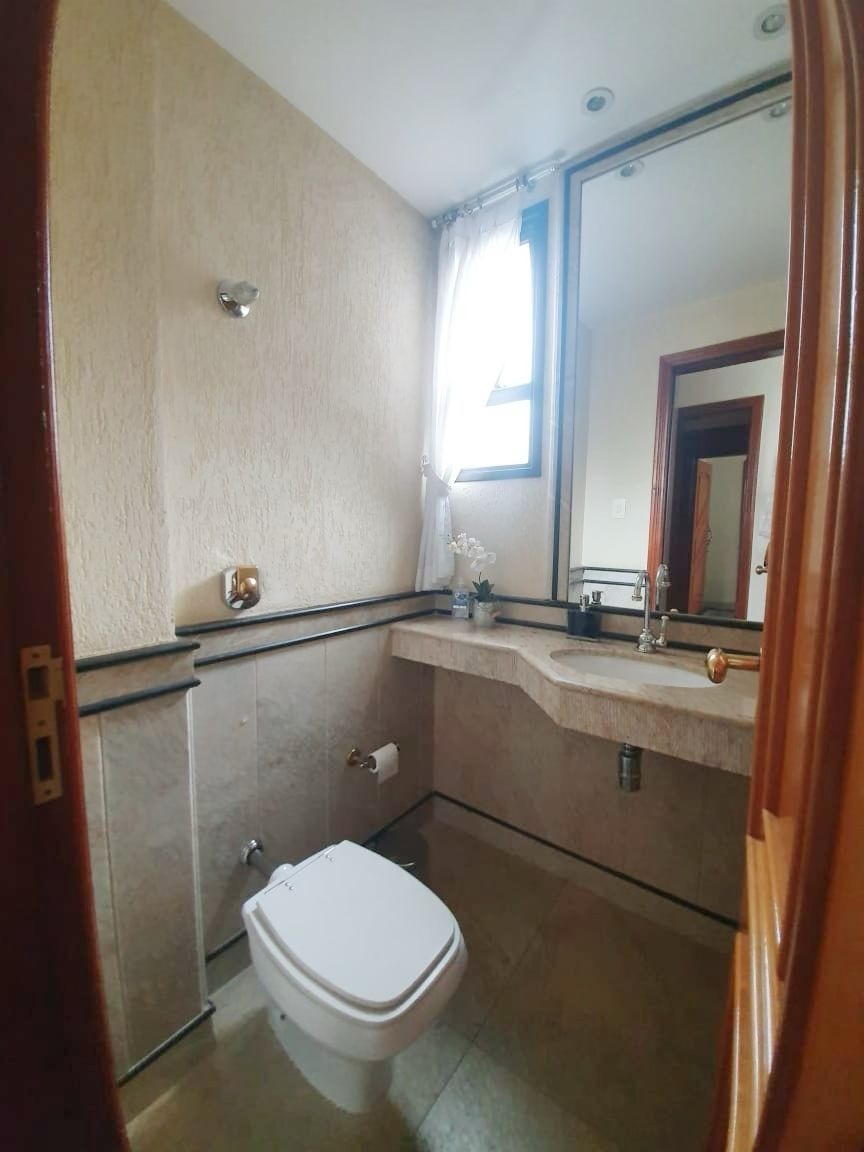 Apartamento à venda com 4 quartos, 164m² - Foto 18