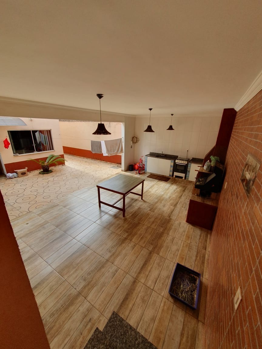 Casa à venda com 4 quartos, 120m² - Foto 9