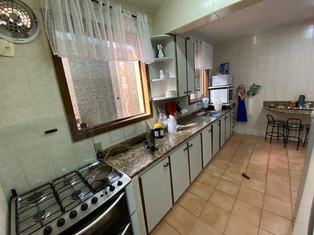 Casa à venda com 5 quartos, 370m² - Foto 12