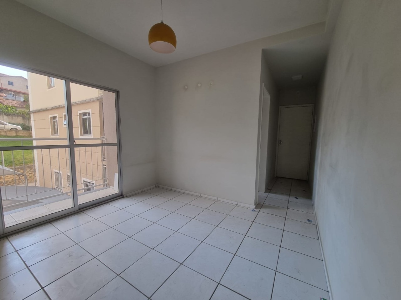 Apartamento à venda com 3 quartos, 69m² - Foto 2