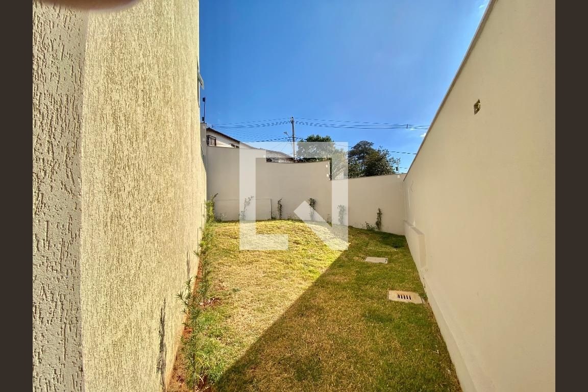 Casa à venda com 3 quartos, 196m² - Foto 18