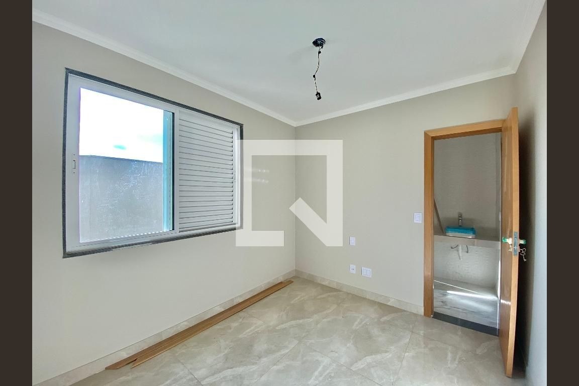 Casa à venda com 4 quartos, 220m² - Foto 13