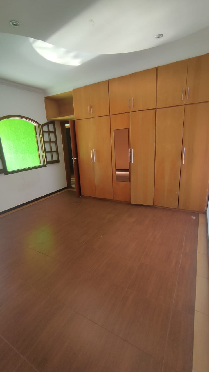 Casa à venda com 3 quartos, 372m² - Foto 21