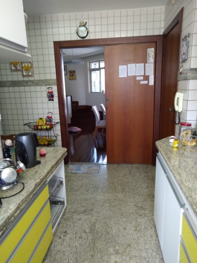 Cobertura à venda com 4 quartos, 220m² - Foto 14