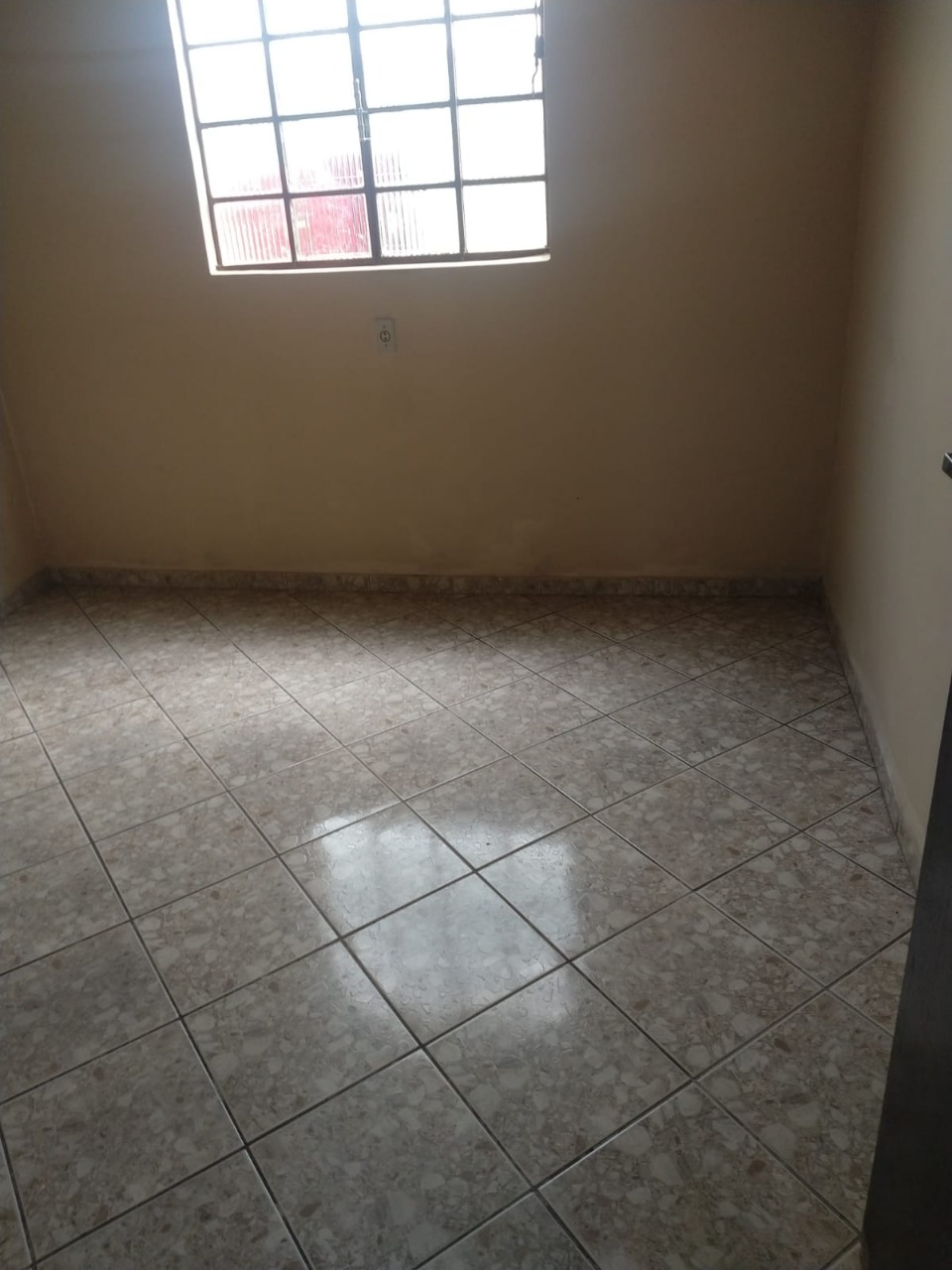 Casa à venda com 3 quartos, 400m² - Foto 2