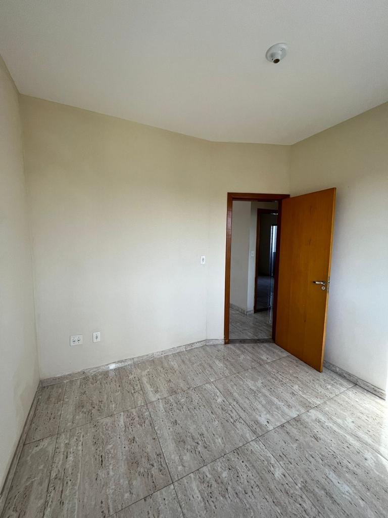 Cobertura à venda com 4 quartos, 200m² - Foto 7