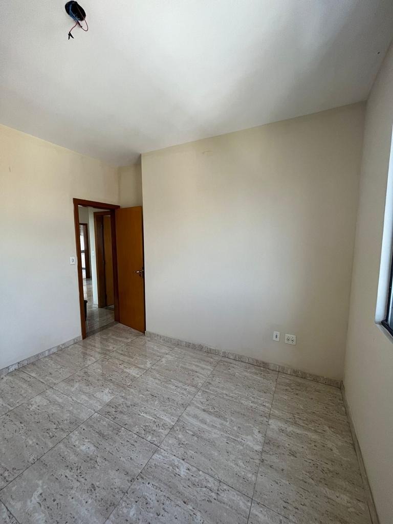 Cobertura à venda com 4 quartos, 200m² - Foto 11