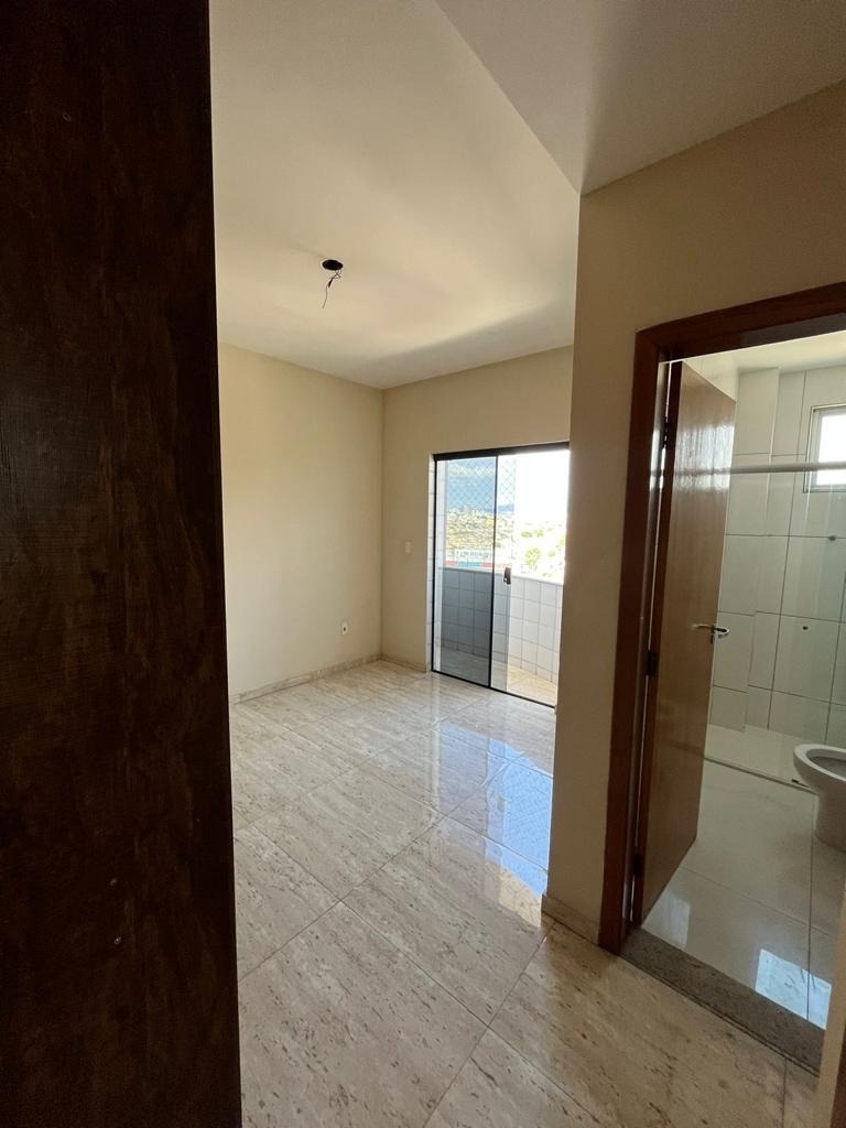 Cobertura à venda com 4 quartos, 200m² - Foto 12