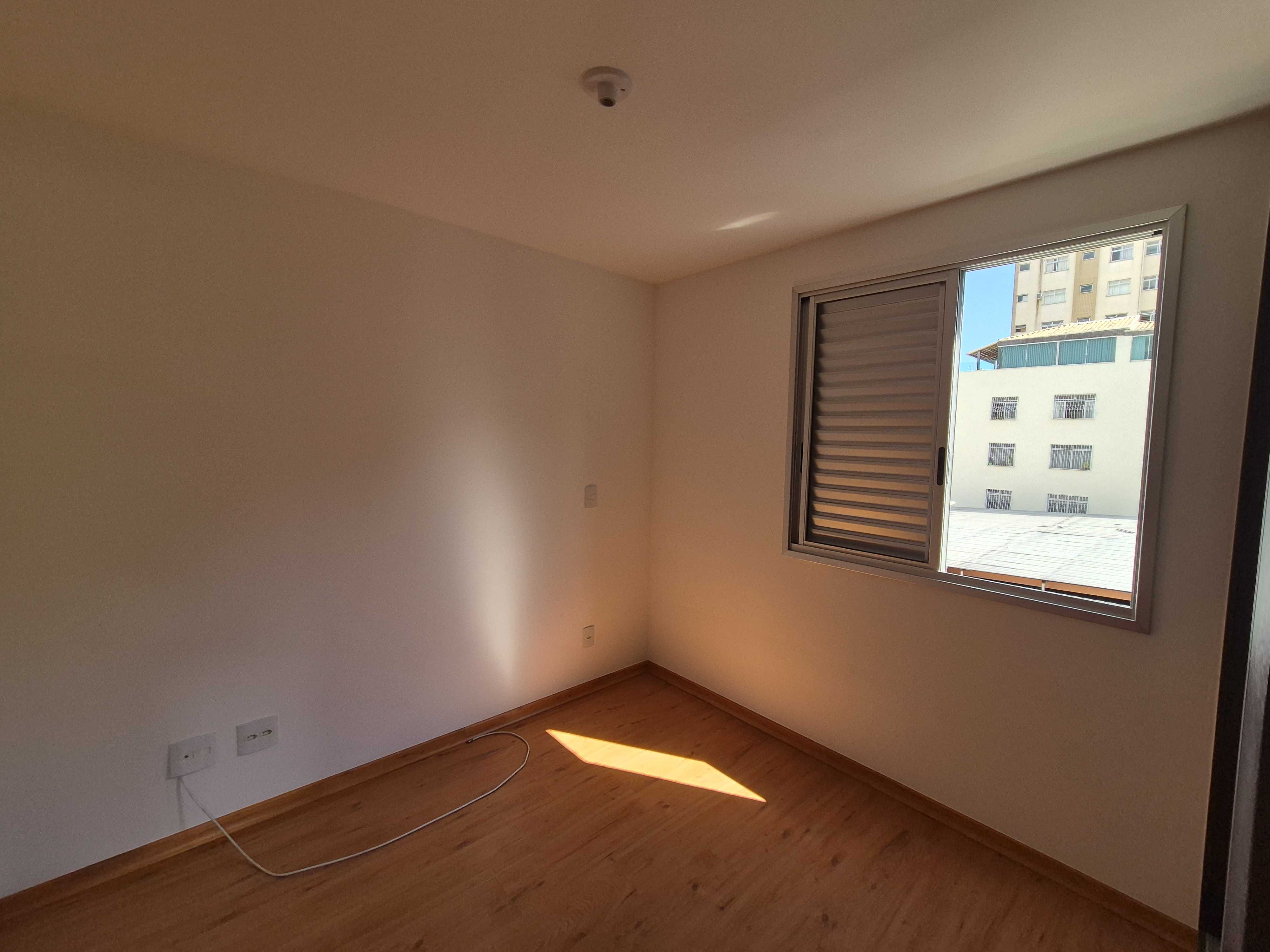 Apartamento à venda com 3 quartos, 75m² - Foto 7