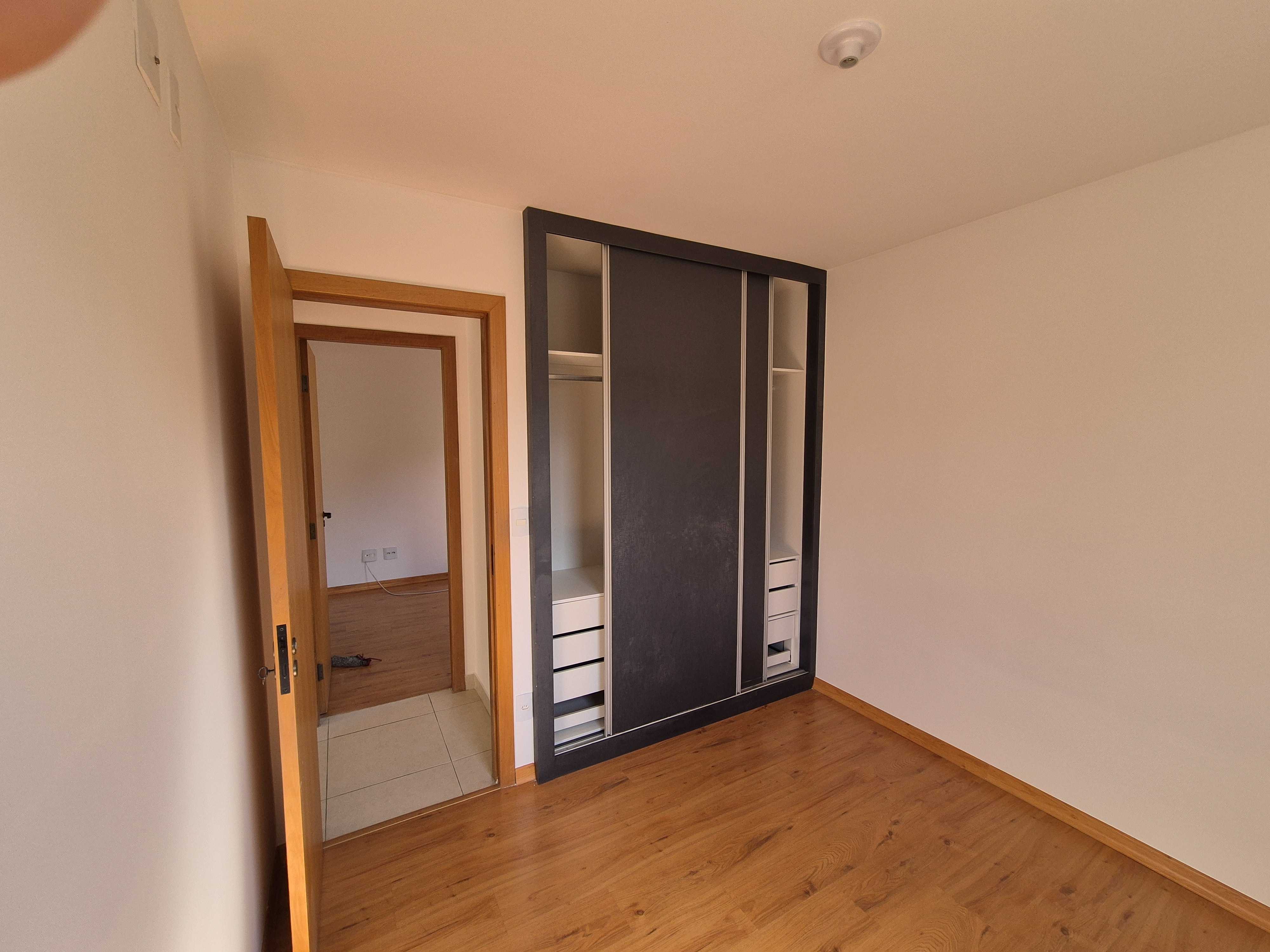 Apartamento à venda com 3 quartos, 75m² - Foto 10