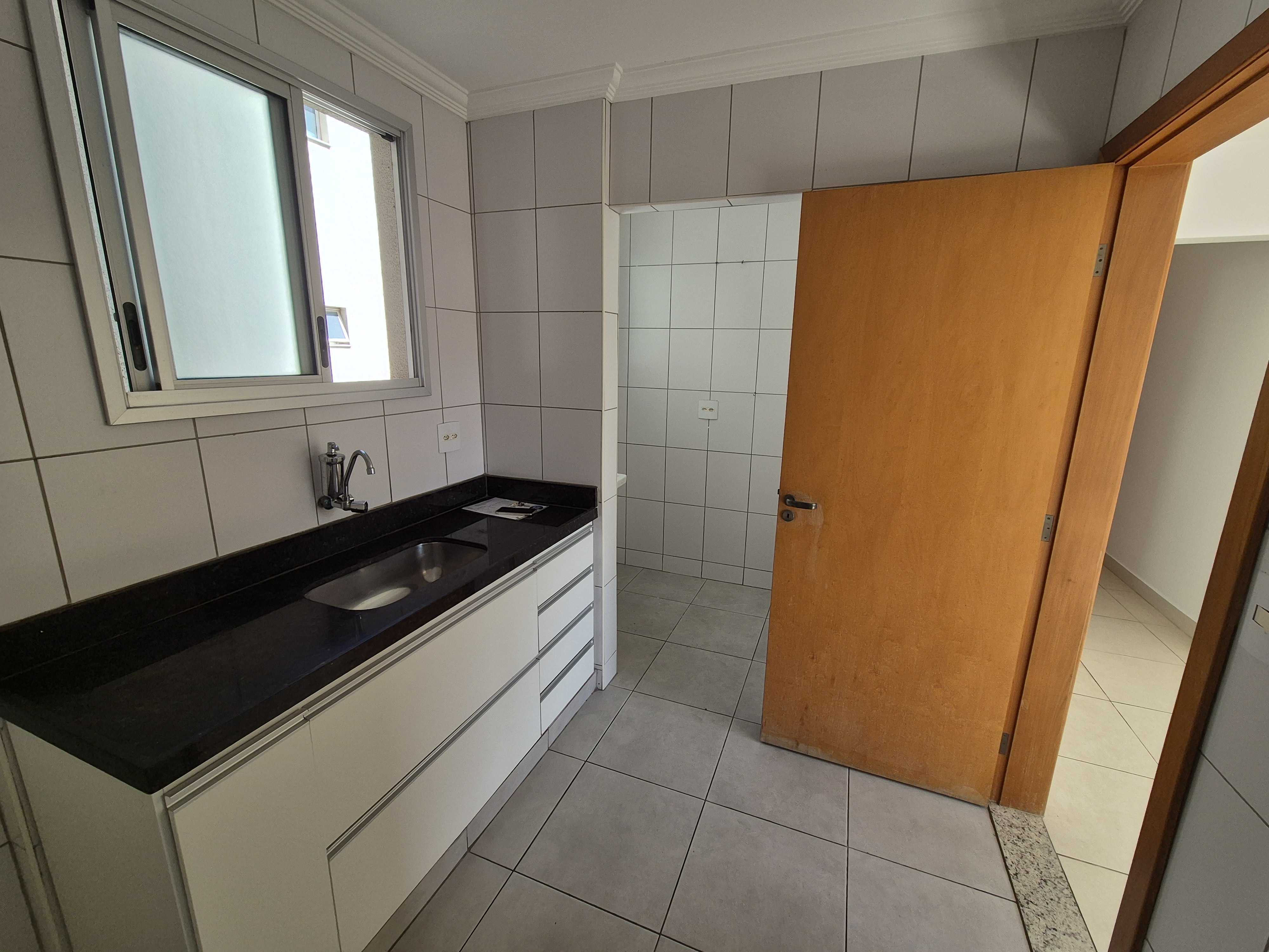 Apartamento à venda com 3 quartos, 75m² - Foto 12