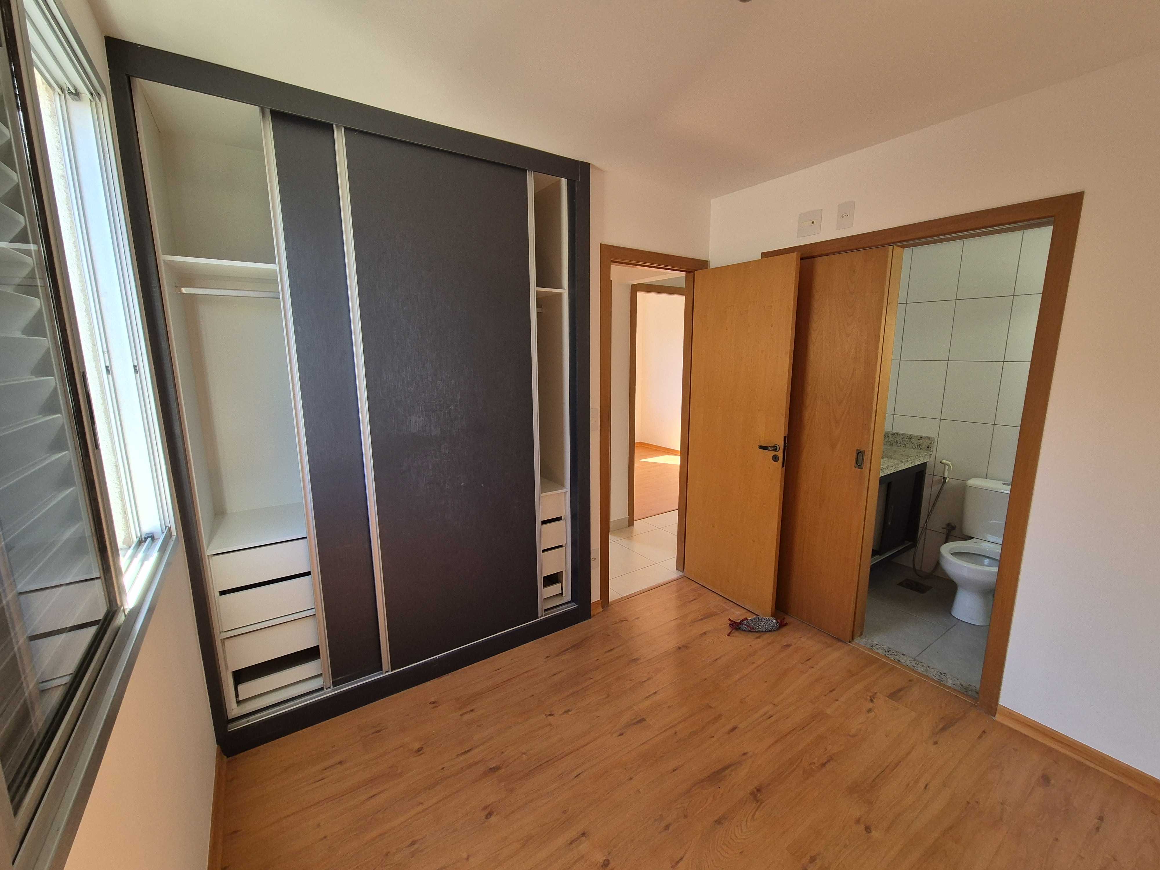 Apartamento à venda com 3 quartos, 75m² - Foto 8