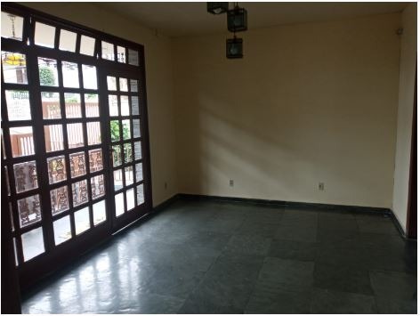 Casa à venda com 3 quartos, 400m² - Foto 3