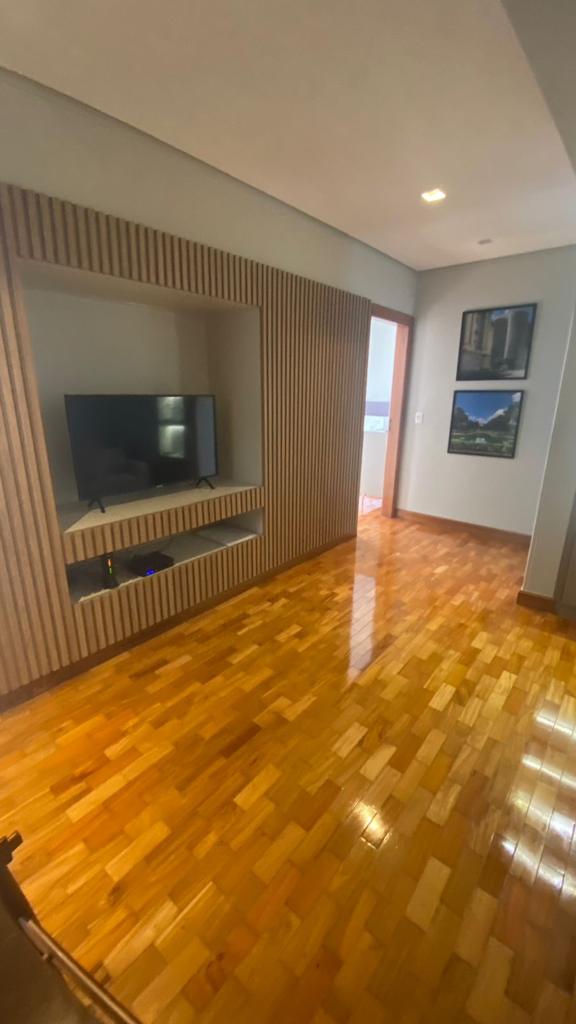 Apartamento à venda com 4 quartos, 300m² - Foto 3