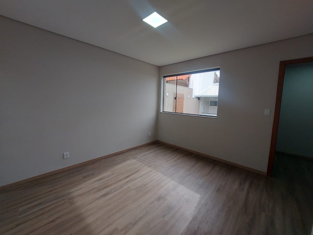 Casa à venda com 4 quartos, 177m² - Foto 11