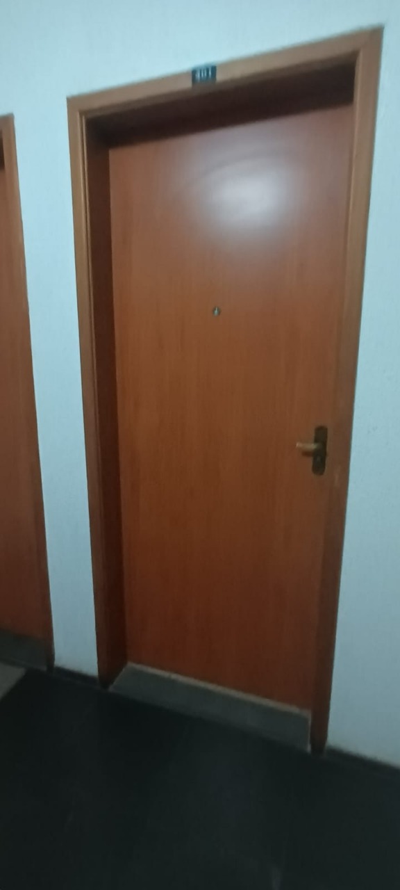 Apartamento à venda com 2 quartos, 58m² - Foto 3