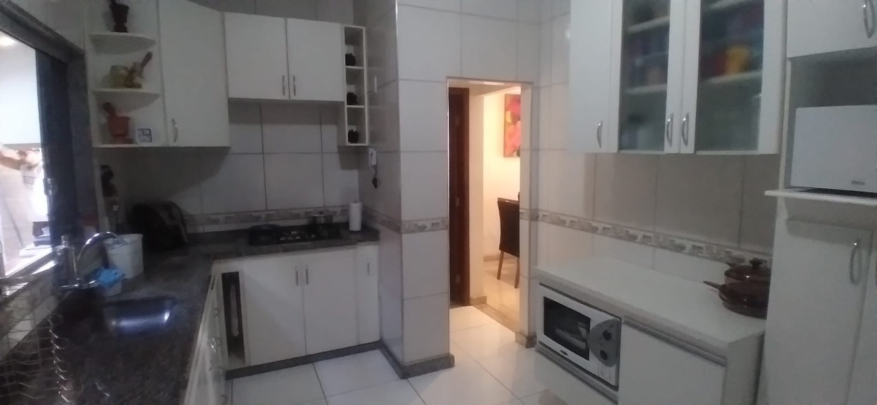 Casa à venda com 3 quartos, 84m² - Foto 10