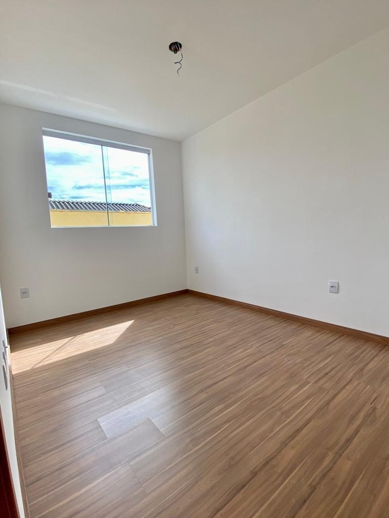 Apartamento à venda com 2 quartos, 55m² - Foto 3