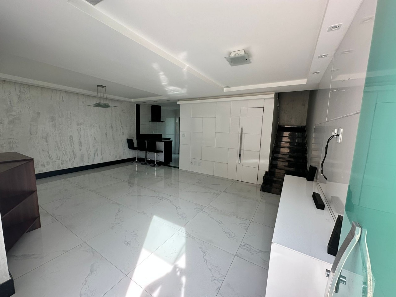 Cobertura à venda com 3 quartos, 144m² - Foto 3