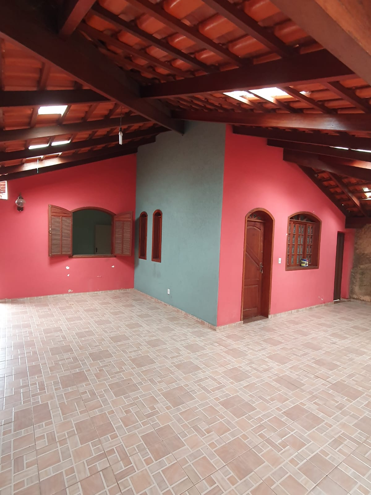 Casa à venda com 3 quartos - Foto 1