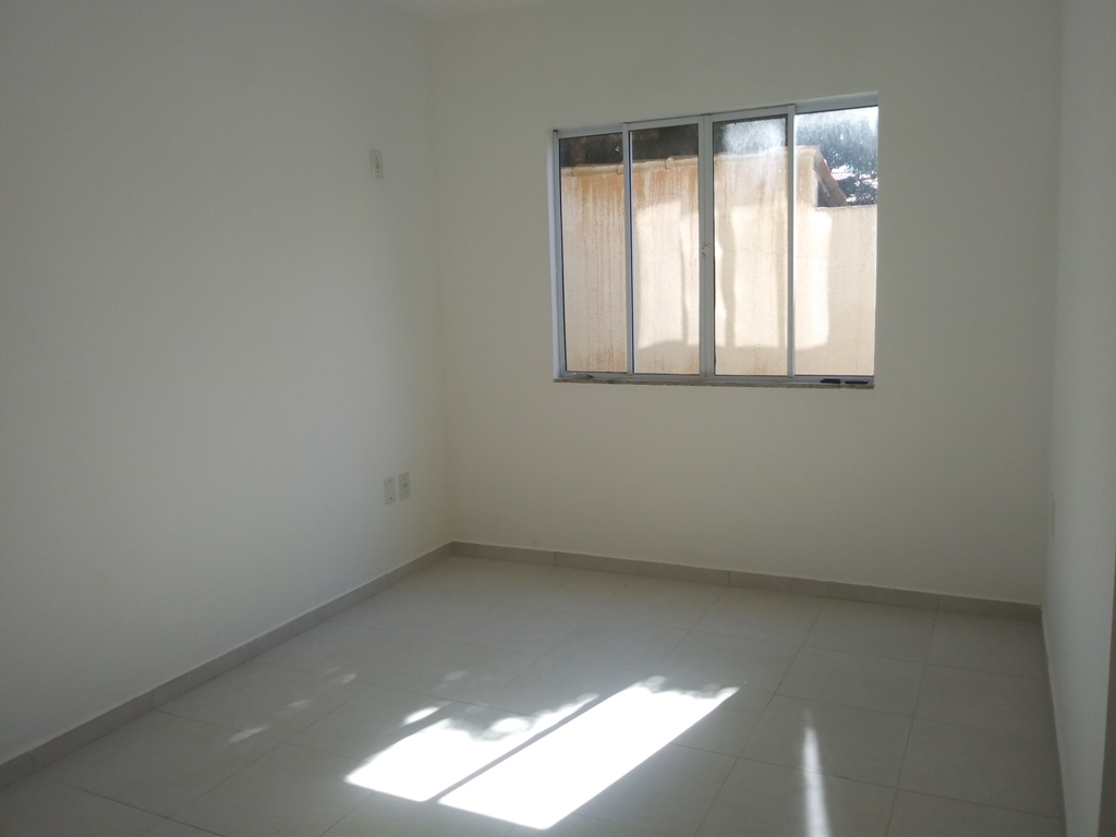 Apartamento à venda com 2 quartos, 68m² - Foto 4