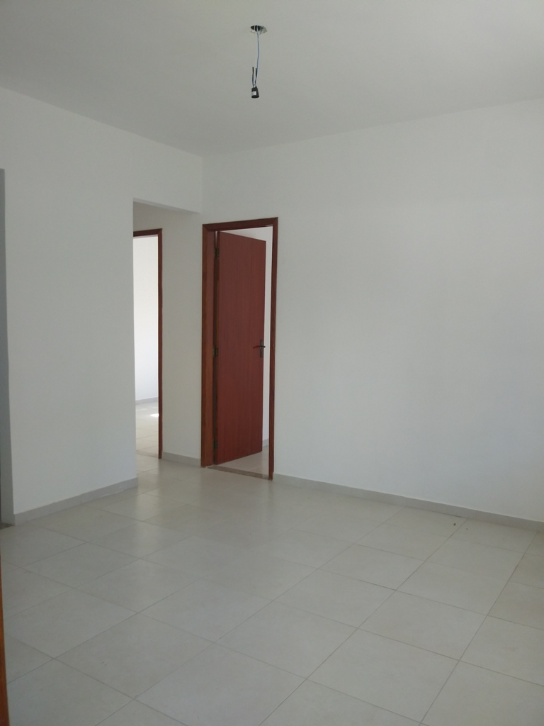 Apartamento à venda com 2 quartos, 68m² - Foto 2