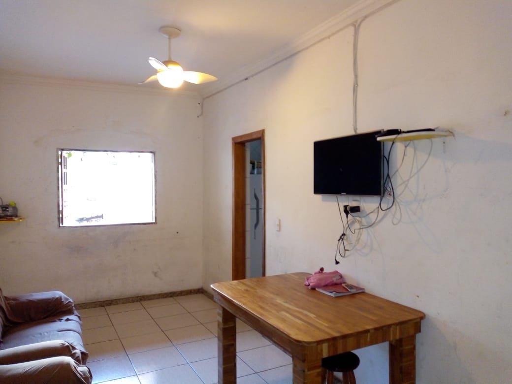 Casa à venda com 3 quartos, 160m² - Foto 2