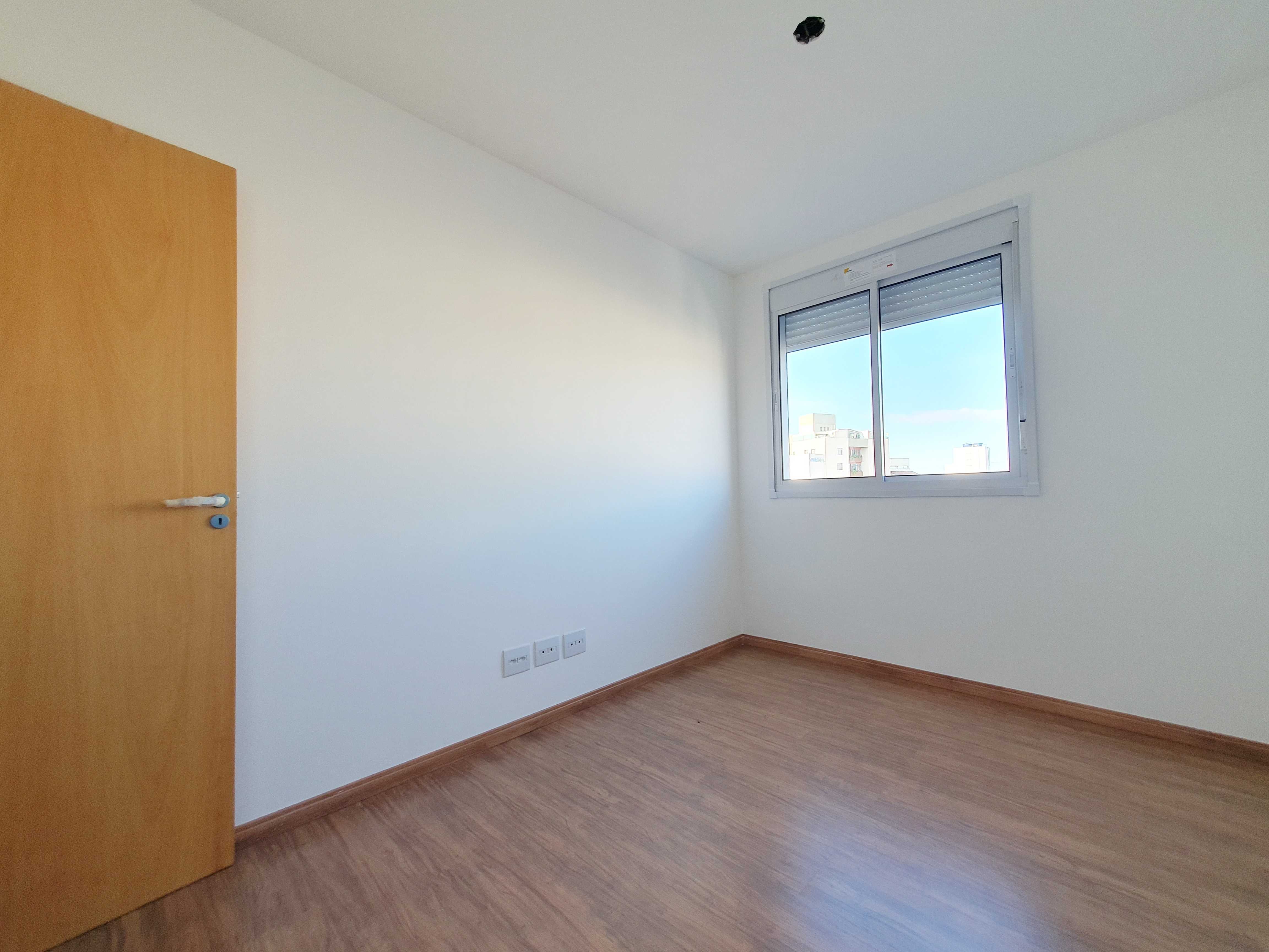 Apartamento à venda com 3 quartos, 80m² - Foto 7