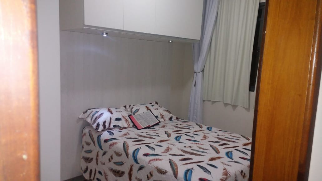 Apartamento à venda com 2 quartos, 65m² - Foto 3