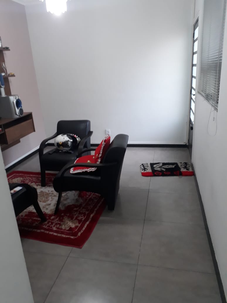 Apartamento à venda com 2 quartos, 47m² - Foto 1