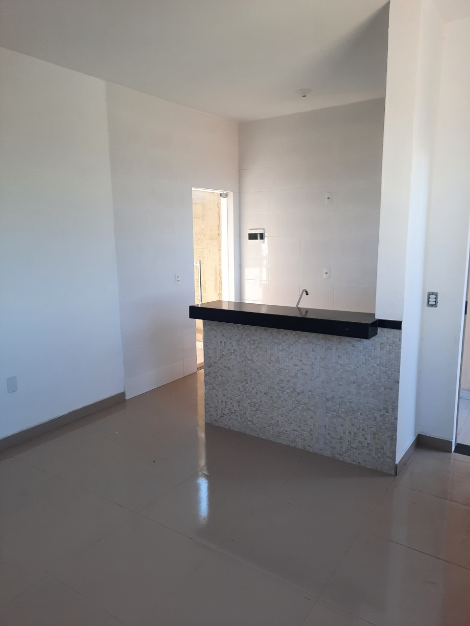 Casa à venda com 3 quartos, 67m² - Foto 10