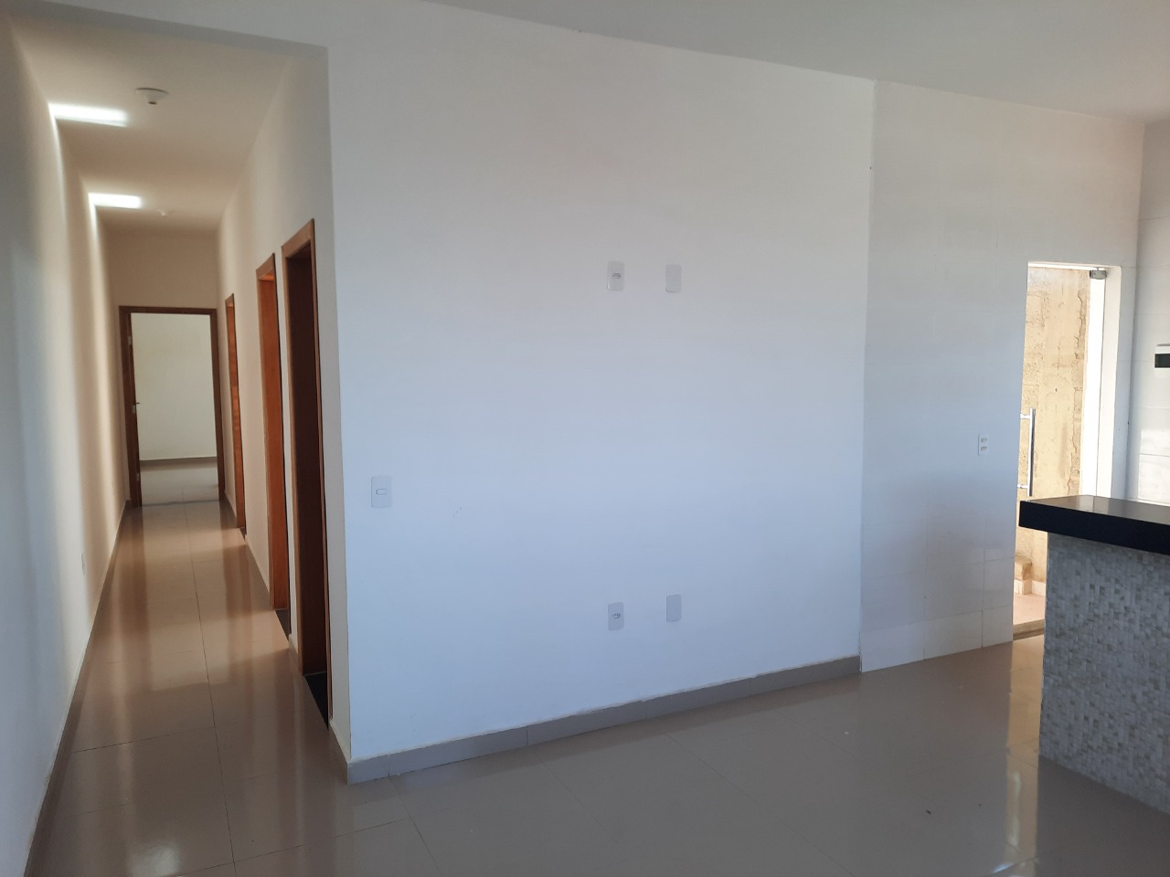 Casa à venda com 3 quartos, 67m² - Foto 11