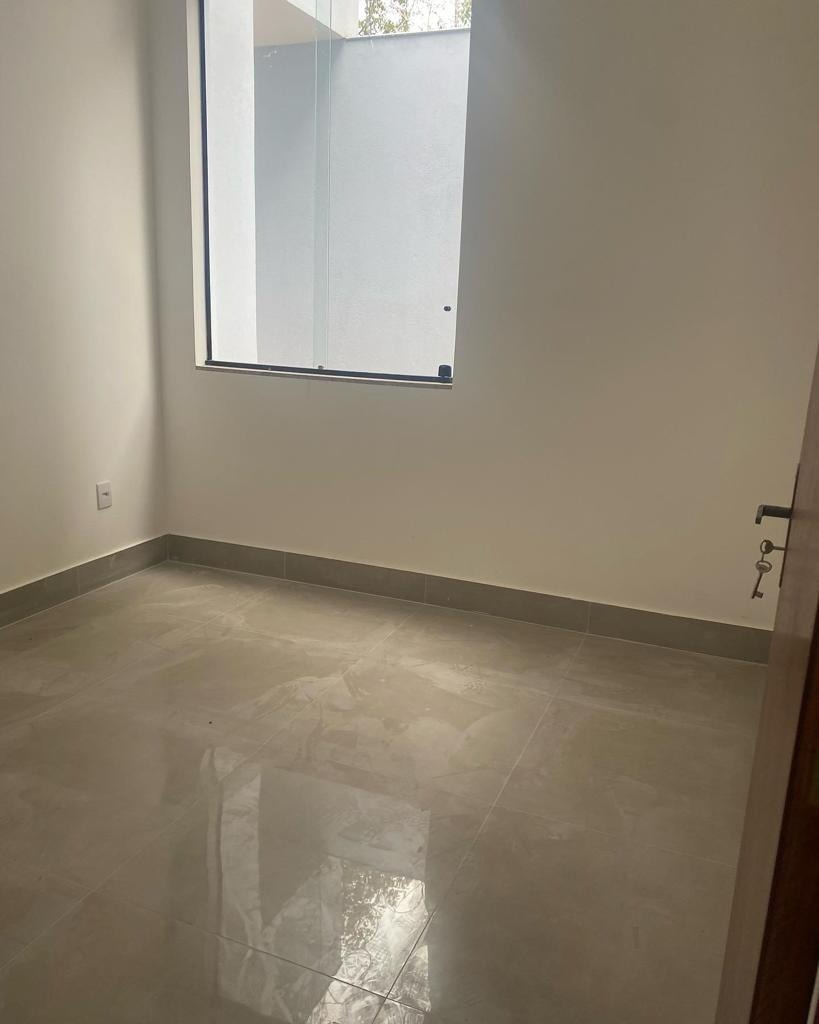 Casa à venda com 3 quartos, 98m² - Foto 9