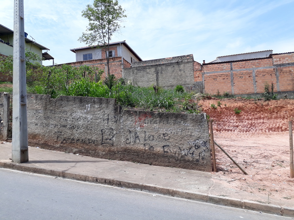 Terreno à venda, 200m² - Foto 6