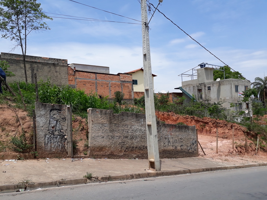 Terreno à venda, 200m² - Foto 9