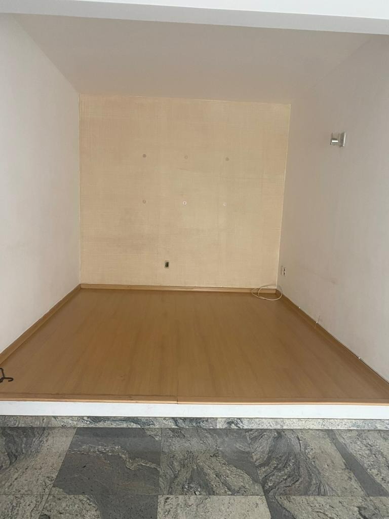 Apartamento à venda com 4 quartos, 184m² - Foto 6