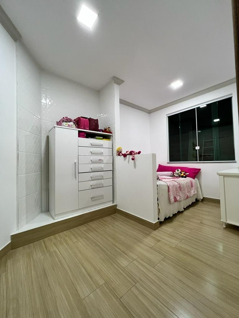 Casa à venda com 3 quartos, 383m² - Foto 11