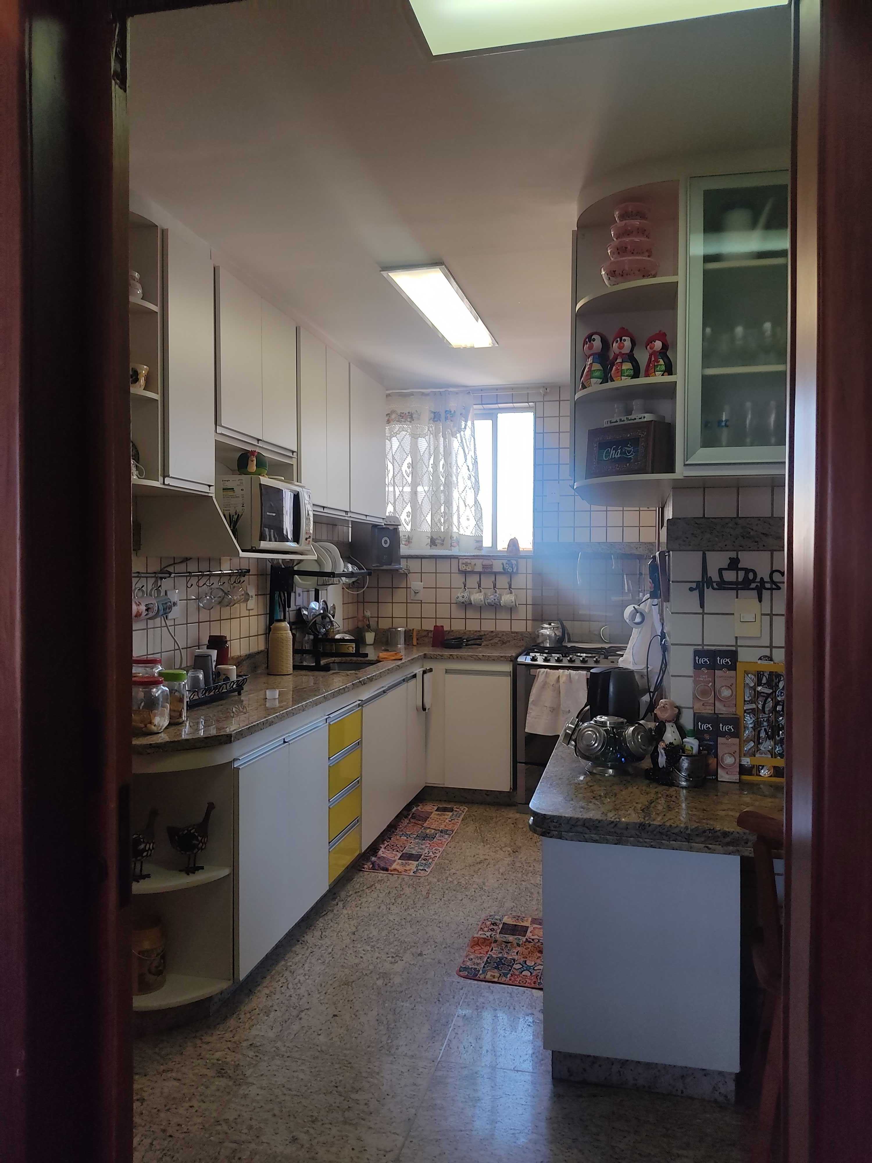 Cobertura à venda com 4 quartos, 220m² - Foto 25