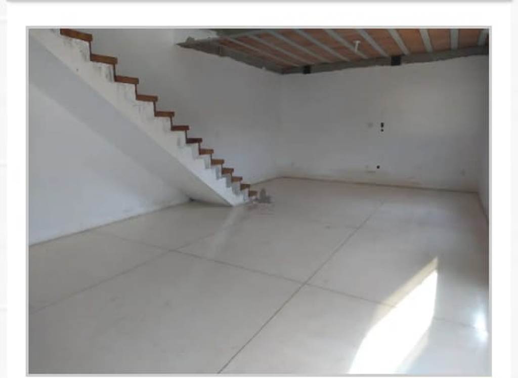 Casa à venda com 3 quartos, 350m² - Foto 8